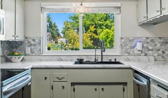 3442 Thomas Ave, Anderson, CA 96007