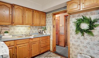 405 E Howard Ave, Arcadia, IN 46030