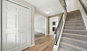 292 Oakbrook Dr, Amherst, NY 14221