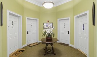 113 South St 302, Bennington, VT 05201