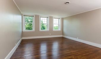 394 Riverway 12, Boston, MA 02115