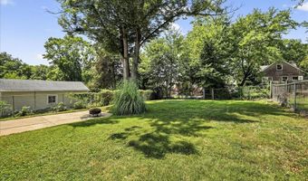8025 McGee St, Affton, MO 63123