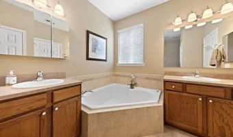 48 Mayport Ct, Barnegat, NJ 08005
