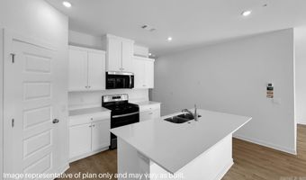 516 S Cherry St, Beebe, AR 72012