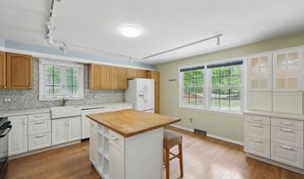 134 D Crestview Ave, Absecon, NJ 08201