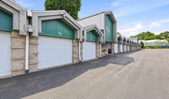 1001 S ONEIDA St 2E, Appleton, WI 54915