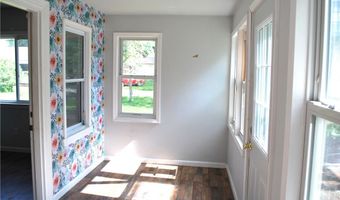 320 Broadway St, Amherst, OH 44001