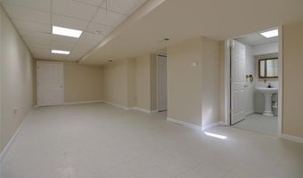 3241 Buckhorn Ct, Ann Arbor, MI 48105