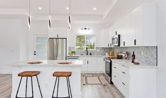 15-1038 AMAU Rd, Keaau, HI 96749