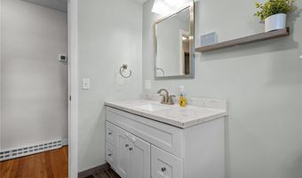 16 Flynn Ave, Cranston, RI 02920