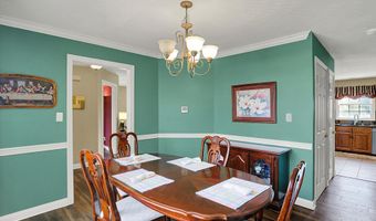 1611 Connemara Rd, Indianapolis, IN 46217