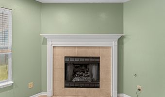 6911 Woodland Heights Dr, Avon, IN 46123