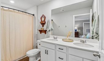 2821 NW 33rd Ln, Ankeny, IA 50023