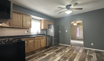 3250 E Douglas Ave, Des Moines, IA 50317