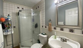 2102 Suarez St, Alice, TX 78332