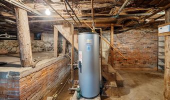 25 A Unity Rd, Albion, ME 04910