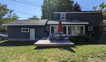 186 Westview Dr, Alma, MI 48801