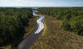 830 Mill Creek Dr, Minnesott Beach, NC 28510