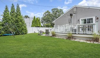 62 Birch St, Beachwood, NJ 08722