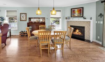 88 3rd Ave, Atlantic Highlands, NJ 07716