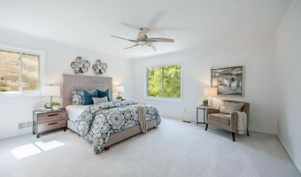 3999 Edmonton Ct, Ann Arbor, MI 48103