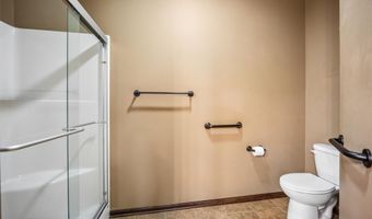 1458 NE Falstaff Ln, Ankeny, IA 50021