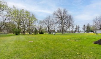 300 Homeworth Rd, Alliance, OH 44601