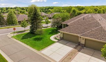13122 Evermoor Pkwy, Apple Valley, MN 55124