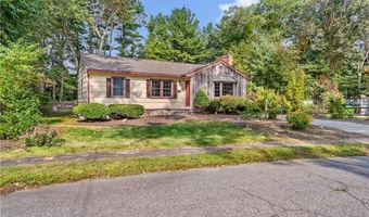 49 Horseshoe Dr, Bellingham, MA 02019