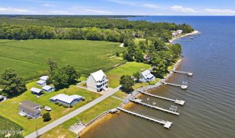 481 River Rd, Arapahoe, NC 28510