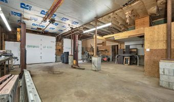 17 Croto Ln, Albany, NH 03818
