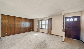 107 Circle Dr, Archie, MO 64725