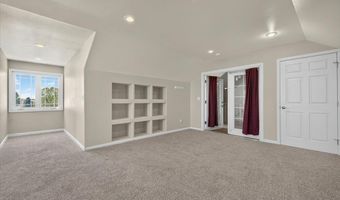 5765 SNOWBERRY Dr, Cheyenne, WY 82009
