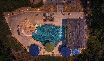 8424 Preston Trl, Bentonville, AR 72712