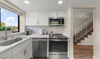 29 Seascape Resort Dr, Aptos, CA 95003
