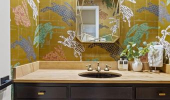 8901 POTOMAC STATION Ln, Potomac, MD 20854