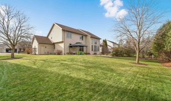 420 E FERNWOOD Ln, Appleton, WI 54913