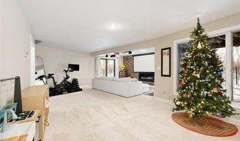 701 4th St SW, Austin, MN 55912