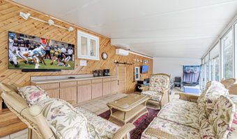 48 W Bolton Ave, Absecon, NJ 08201