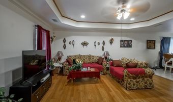 2405 Boxwood Dr, Baker, LA 70714