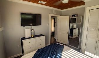 121 CLAYTON Rd, Auburndale, FL 33823
