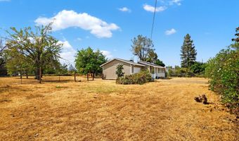 5210 Dino Dr, Anderson, CA 96007