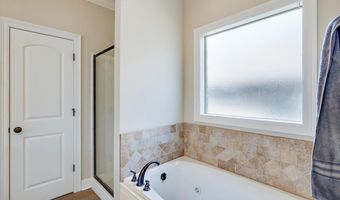 218 Greenfield Ridge Dr, Brandon, MS 39042