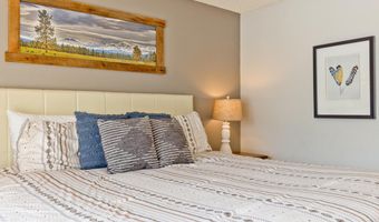 1565 NW Wall St 154/155, Bend, OR 97703