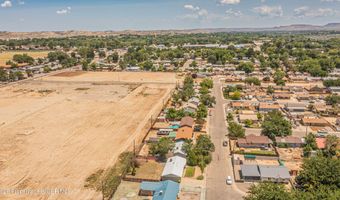 612 HONEYLOCUST St, Bloomfield, NM 87413