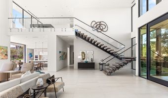 81 Hawk Ridge Dr, Las Vegas, NV 89135
