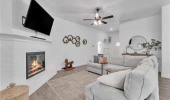 6103 NW Hoover St, Bentonville, AR 72713