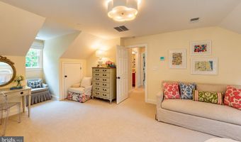 4 RIDGE Rd, Annapolis, MD 21401