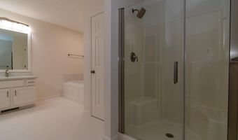 7 St Andrews Dr, Bedford, NH 03110