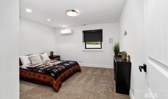 1417 N Kcid Rd, Caldwell, ID 83605